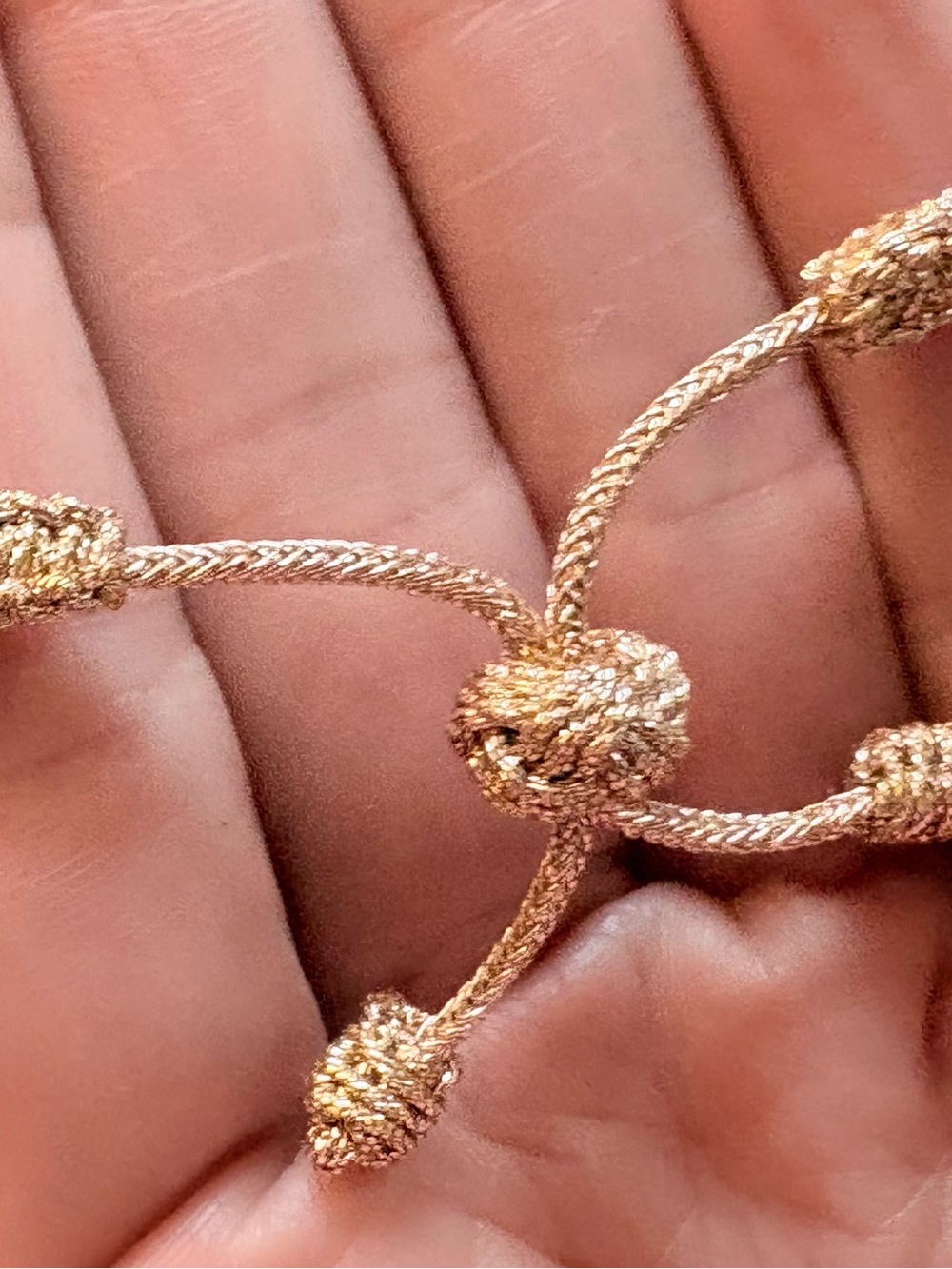 MEW Maayaz MINI JOHER Pearl & Gold Thread Bracelet Adjustable - Picture 8 of 9